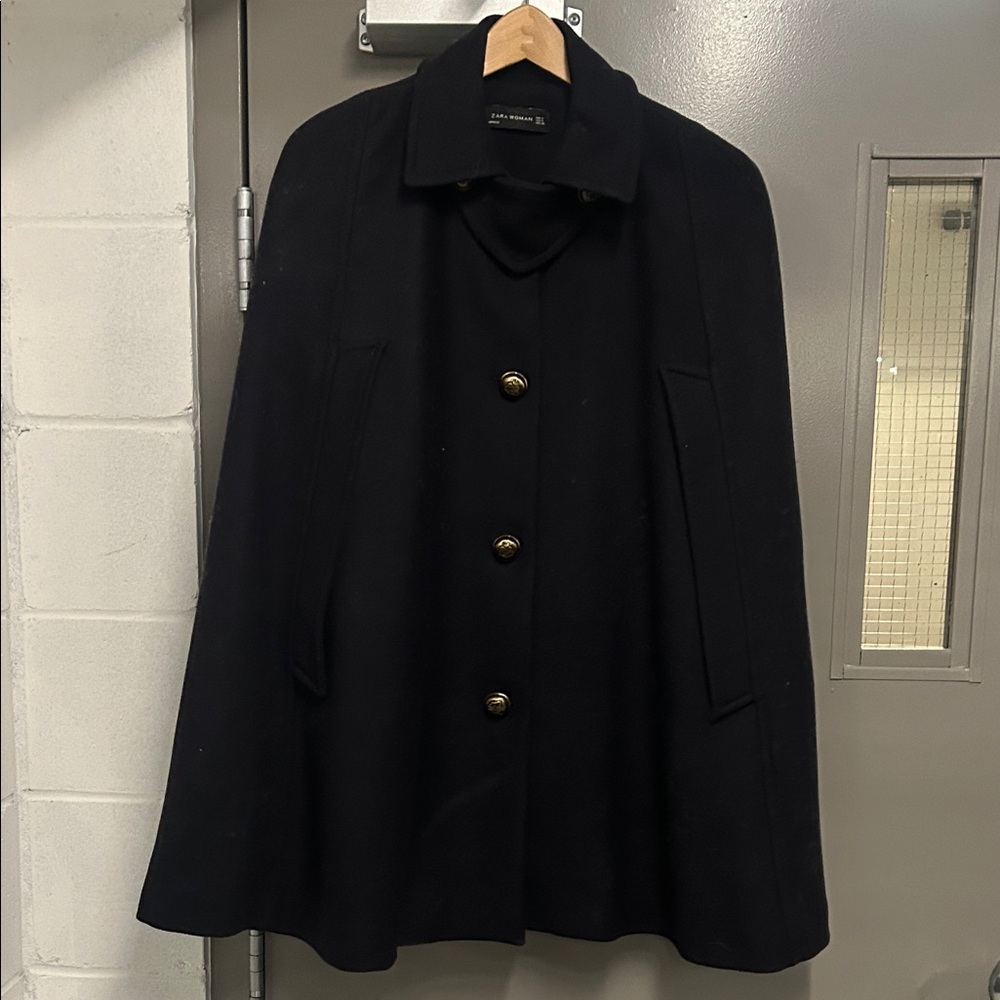 NWOT Zara poncho